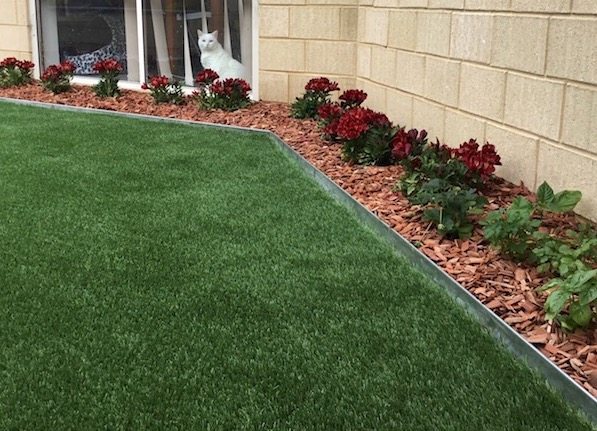 Cheap Fake Grass – Kelmscott   6111 thumbnail